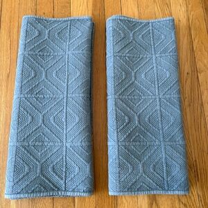 Pottery Barn Matelasse Textured Set Of 2 King Pillow Shams Gray